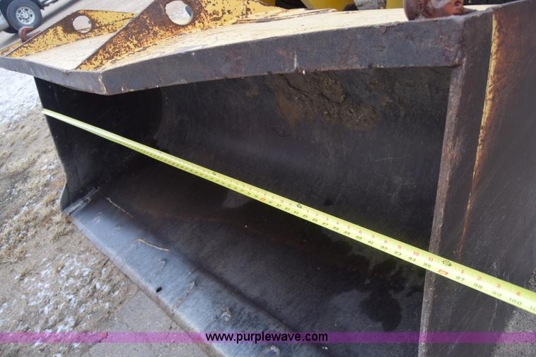 image for item L1234 Trojan 1900 wheel loader