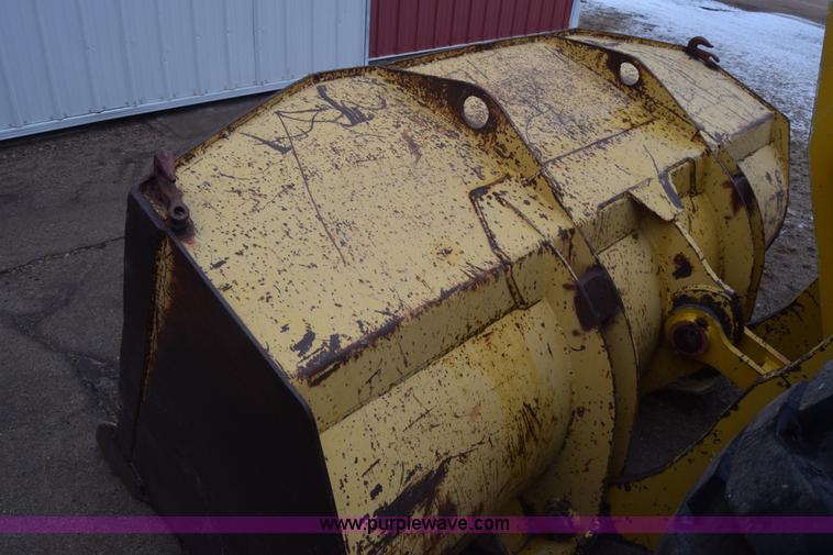 image for item L1234 Trojan 1900 wheel loader