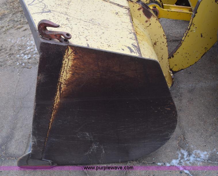 image for item L1234 Trojan 1900 wheel loader