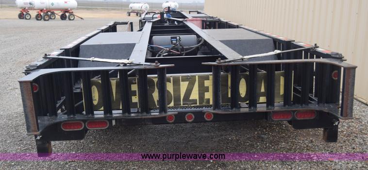 image for item L1238 2009 Behnke sprayer trailer