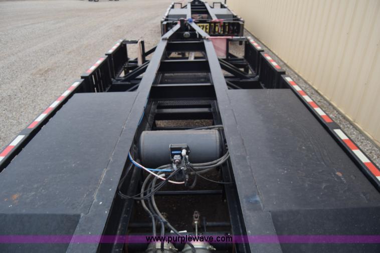 image for item L1238 2009 Behnke sprayer trailer