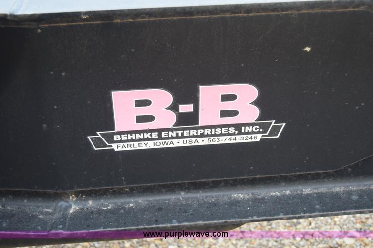 image for item L1238 2009 Behnke sprayer trailer