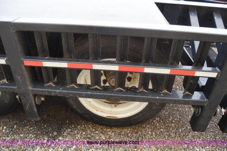 image for item L1238 2009 Behnke sprayer trailer