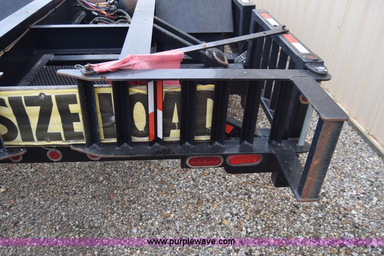 image for item L1239 2010 Behnke sprayer trailer