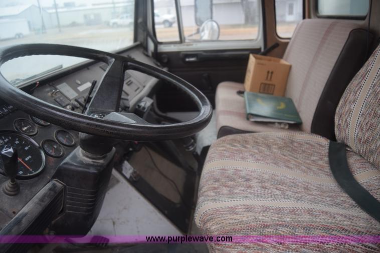 image for item L1242 1990 Mack CS300P feed truck