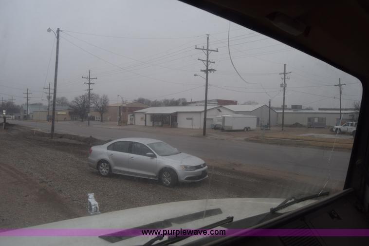 image for item L1242 1990 Mack CS300P feed truck