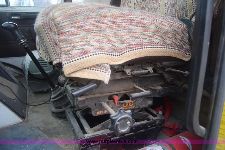 image for item L1242 1990 Mack CS300P feed truck