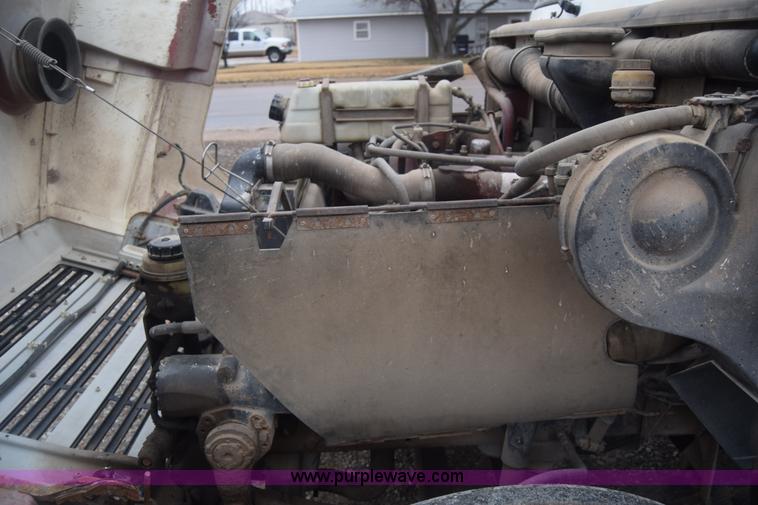 image for item L1242 1990 Mack CS300P feed truck