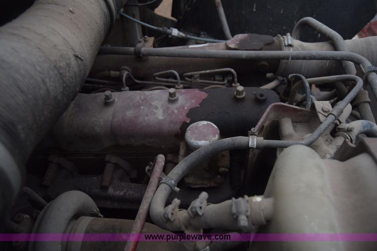 image for item L1242 1990 Mack CS300P feed truck