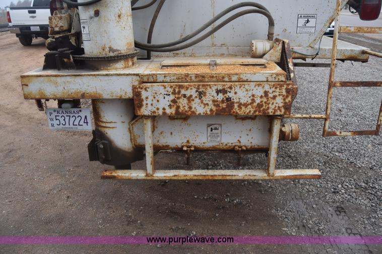 image for item L1242 1990 Mack CS300P feed truck