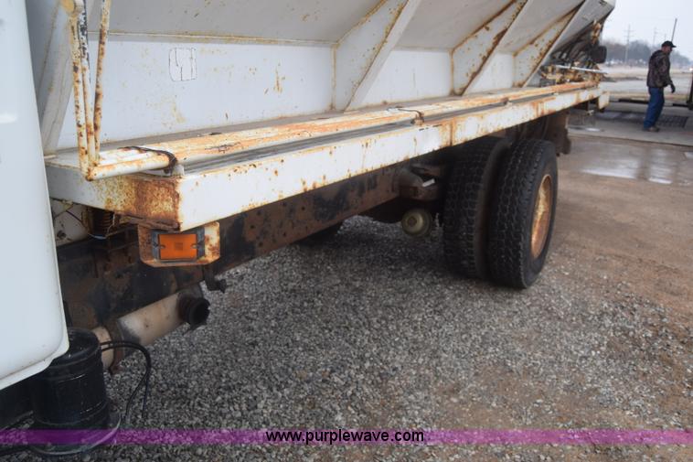 image for item L1242 1990 Mack CS300P feed truck