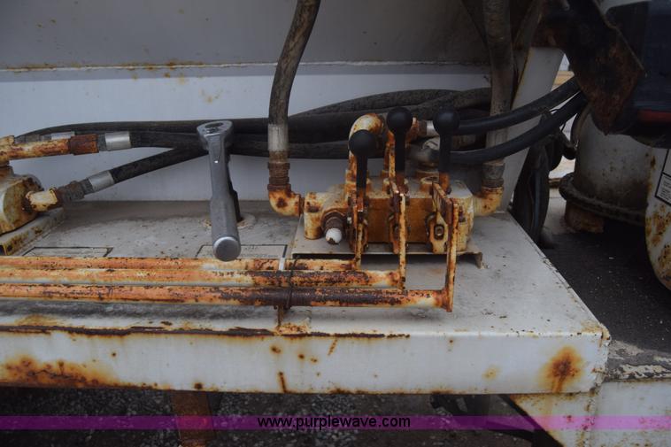 image for item L1242 1990 Mack CS300P feed truck