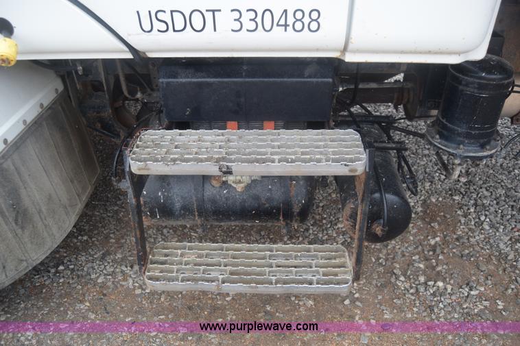 image for item L1242 1990 Mack CS300P feed truck