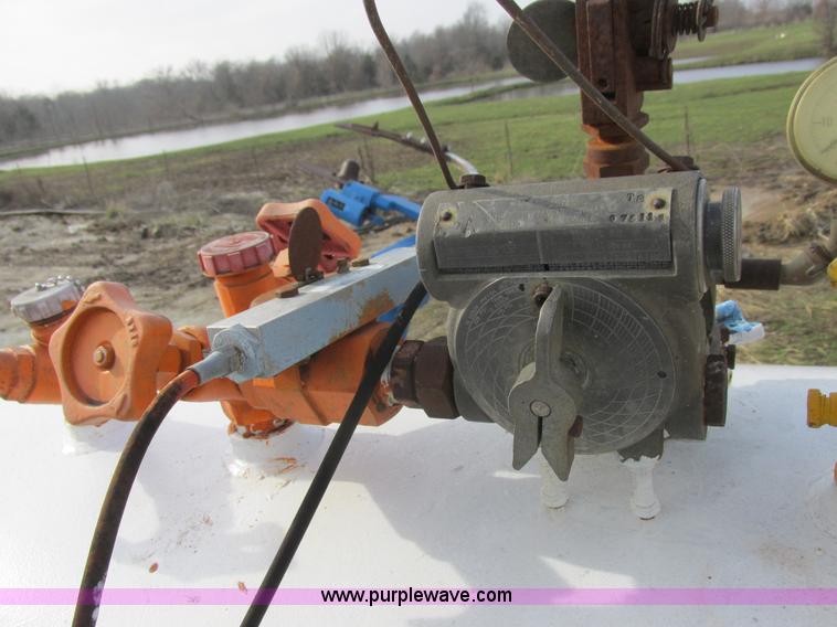 image for item L4228 Trinity side dress applicator