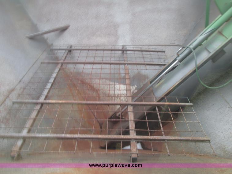 image for item N9336 Unverferth GC4500 grain cart