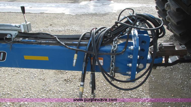 image for item N9345 2013 Kinze 3600 split row planter