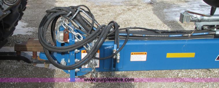 image for item N9345 2013 Kinze 3600 split row planter