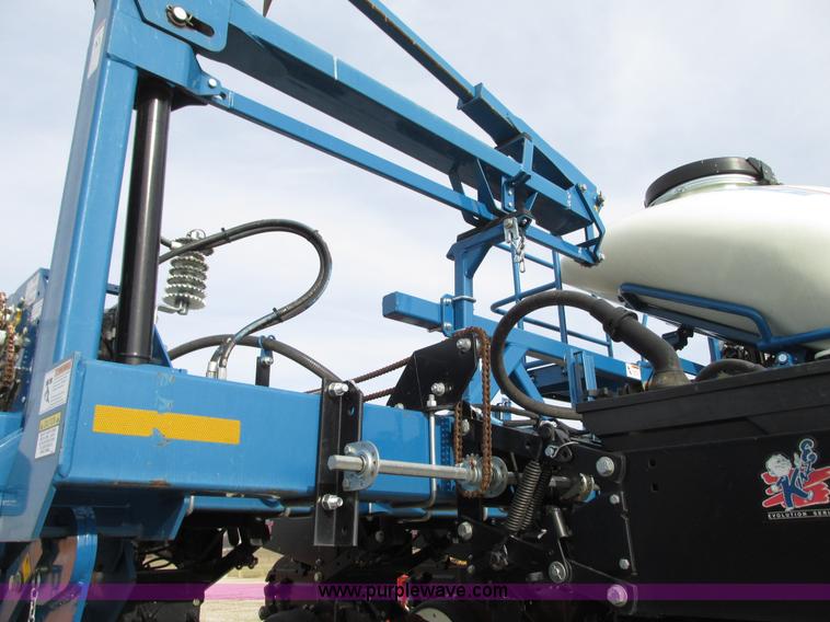 image for item N9345 2013 Kinze 3600 split row planter