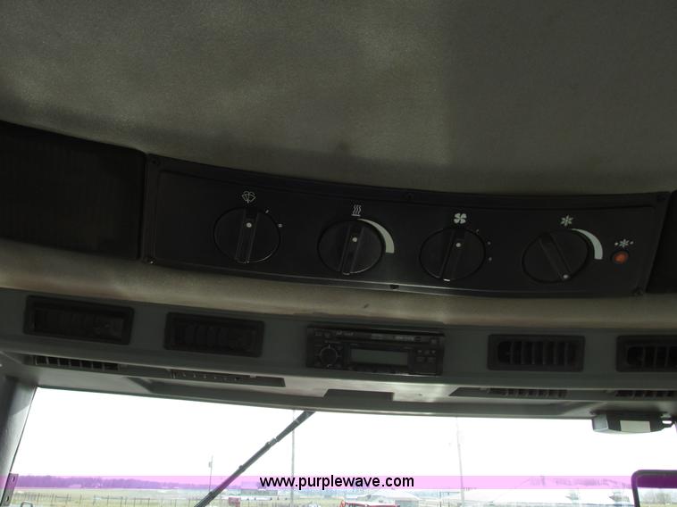 image for item N9346 1997 Case IH 8930 MFWD tractor