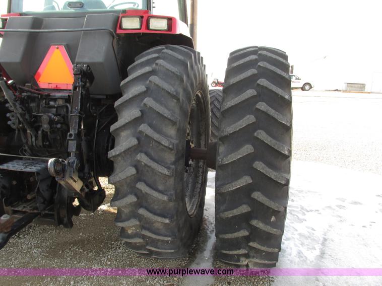 image for item N9347 1989 Case IH 7120 MFWD tractor