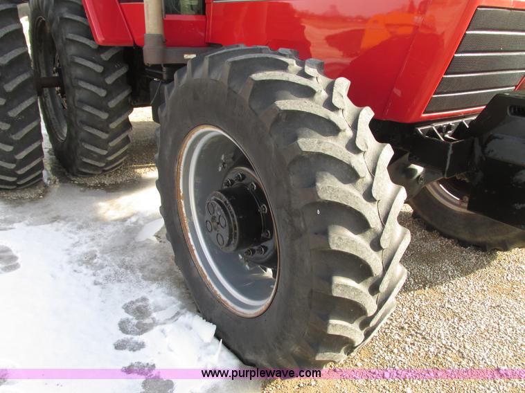 image for item N9347 1989 Case IH 7120 MFWD tractor