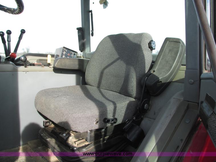 image for item N9347 1989 Case IH 7120 MFWD tractor