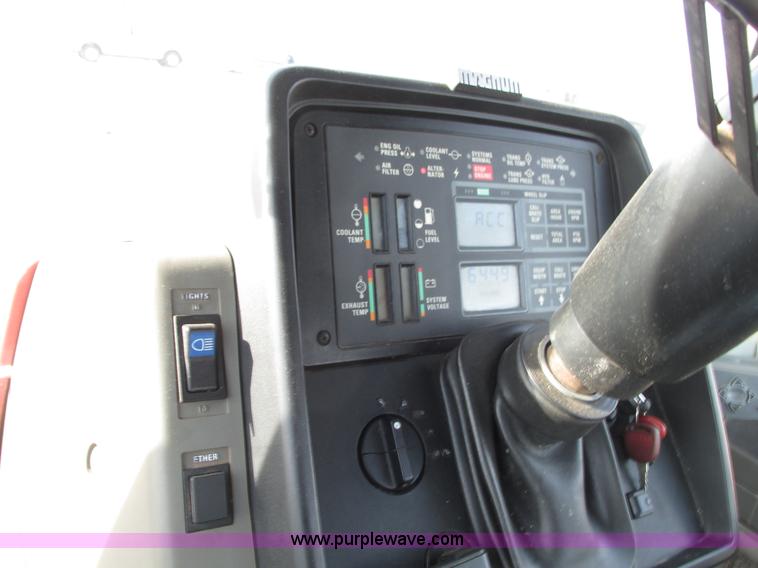 image for item N9347 1989 Case IH 7120 MFWD tractor