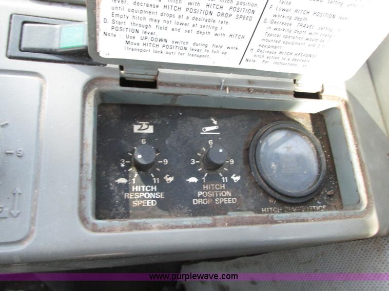 image for item N9347 1989 Case IH 7120 MFWD tractor