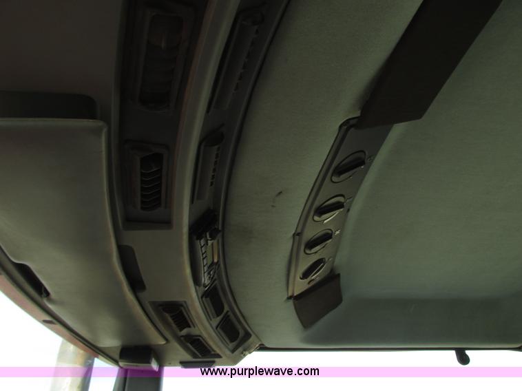 image for item N9347 1989 Case IH 7120 MFWD tractor