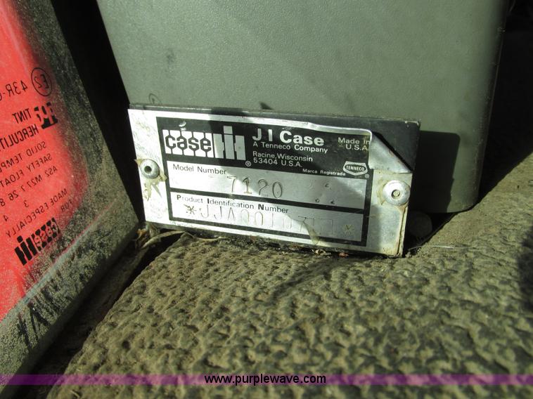 image for item N9347 1989 Case IH 7120 MFWD tractor