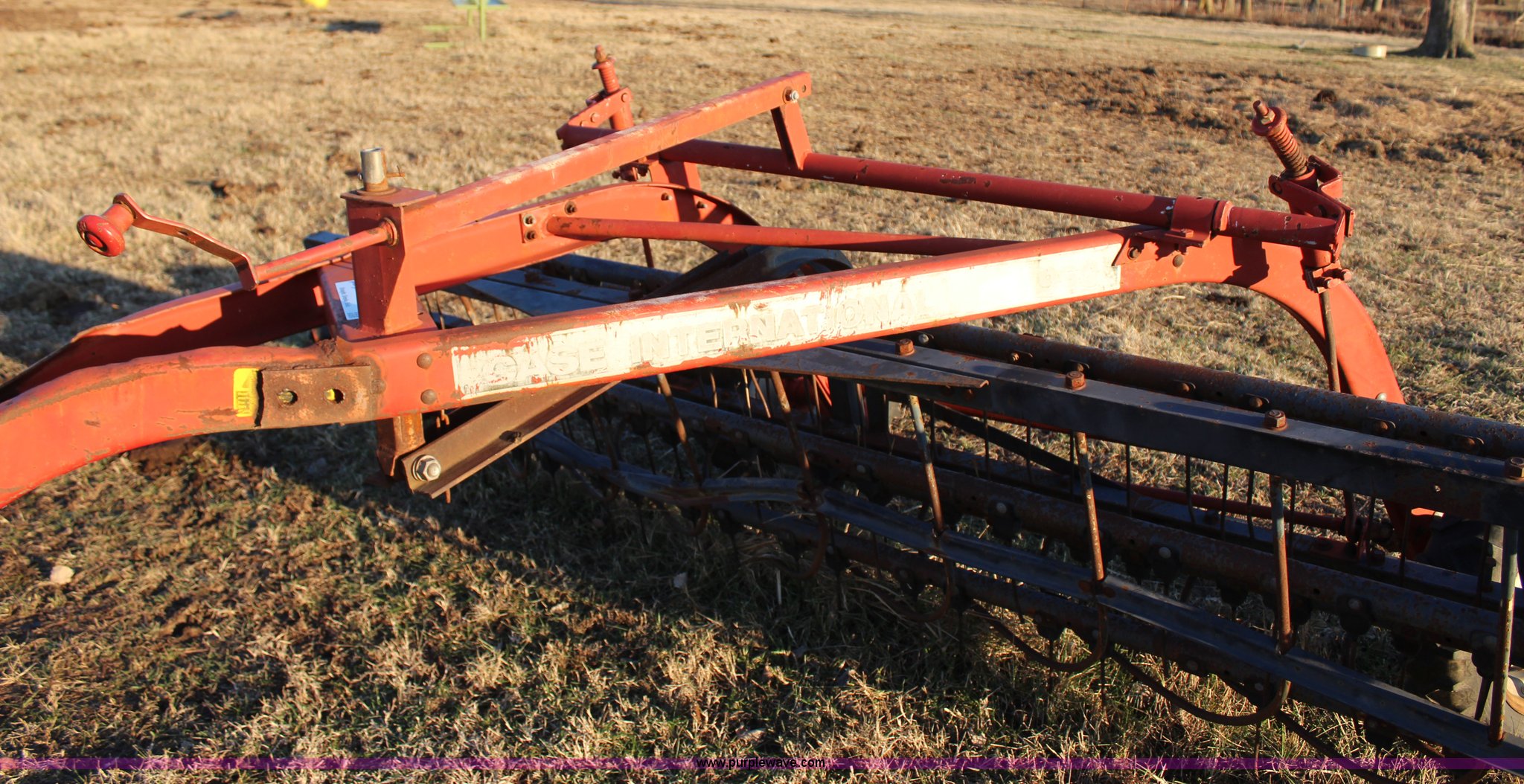 Case IH hay rake in Coweta, OK Item J7636 sold Purple Wave