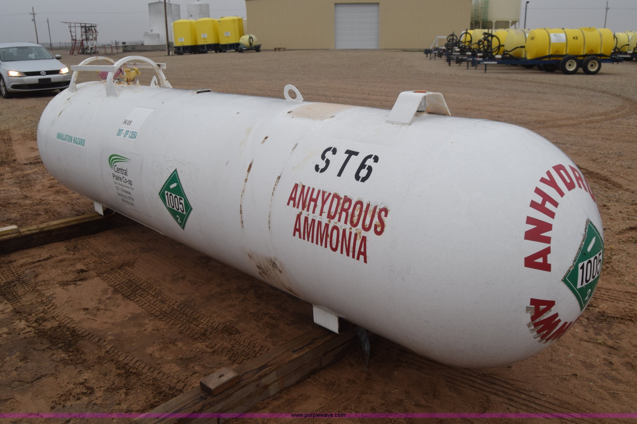 Anhydrous ammonia tank in Sterling, KS Item L1202 sold Purple Wave