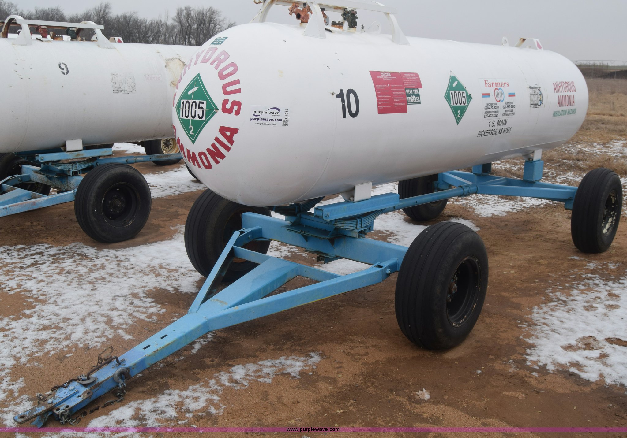 Anhydrous ammonia nurse tank in Sterling, KS Item L1218 sold Purple