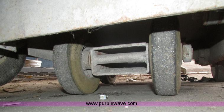 image for item AV9022 Edco SS18-18F concrete saw