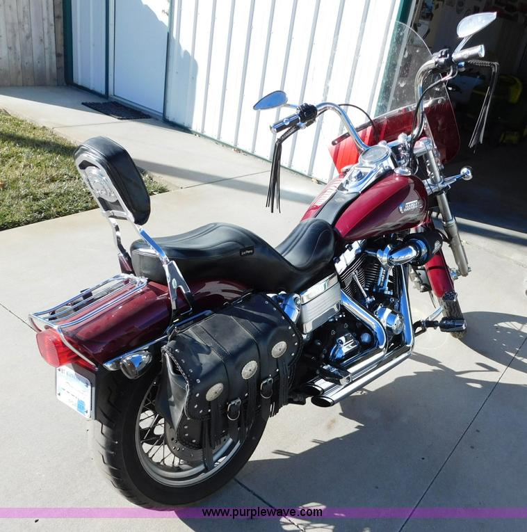 image for item AW9294 2006 Harley Davidson Dyna Wide Glide motorcycle
