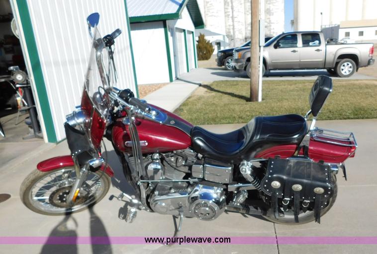 image for item AW9294 2006 Harley Davidson Dyna Wide Glide motorcycle