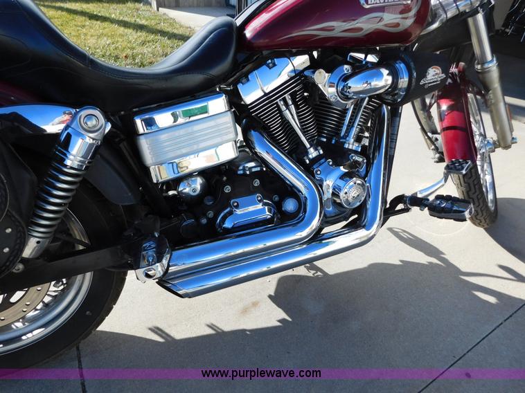 image for item AW9294 2006 Harley Davidson Dyna Wide Glide motorcycle