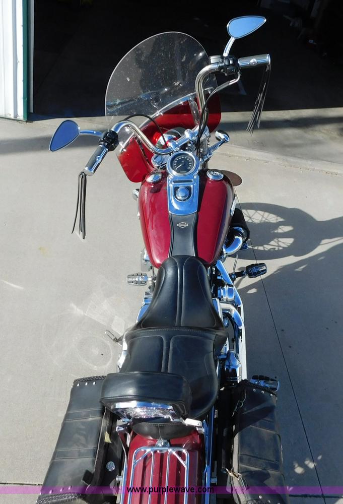 image for item AW9294 2006 Harley Davidson Dyna Wide Glide motorcycle