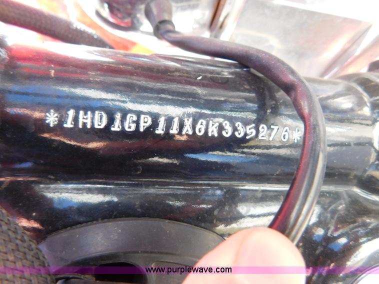 image for item AW9294 2006 Harley Davidson Dyna Wide Glide motorcycle