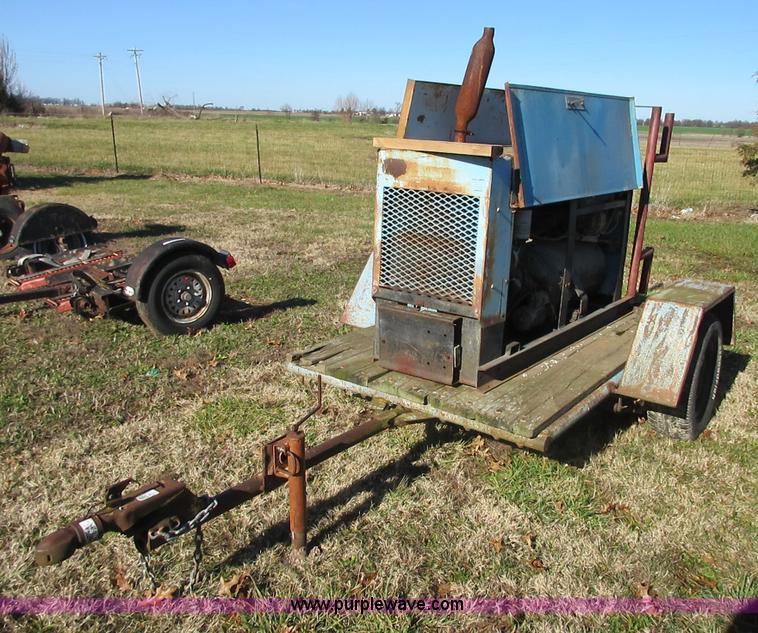 image for item BB9003 Miller Big 40 welder/generator