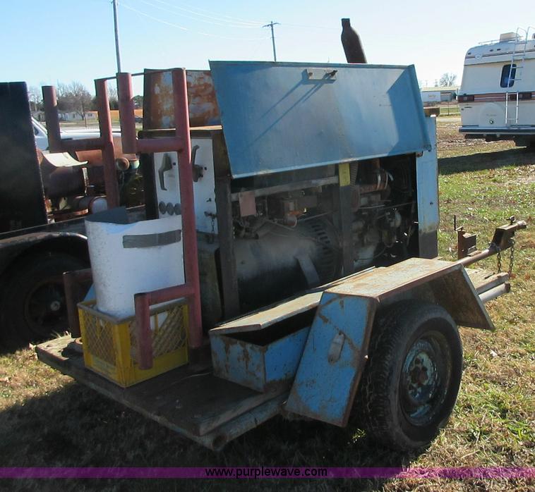 image for item BB9003 Miller Big 40 welder/generator