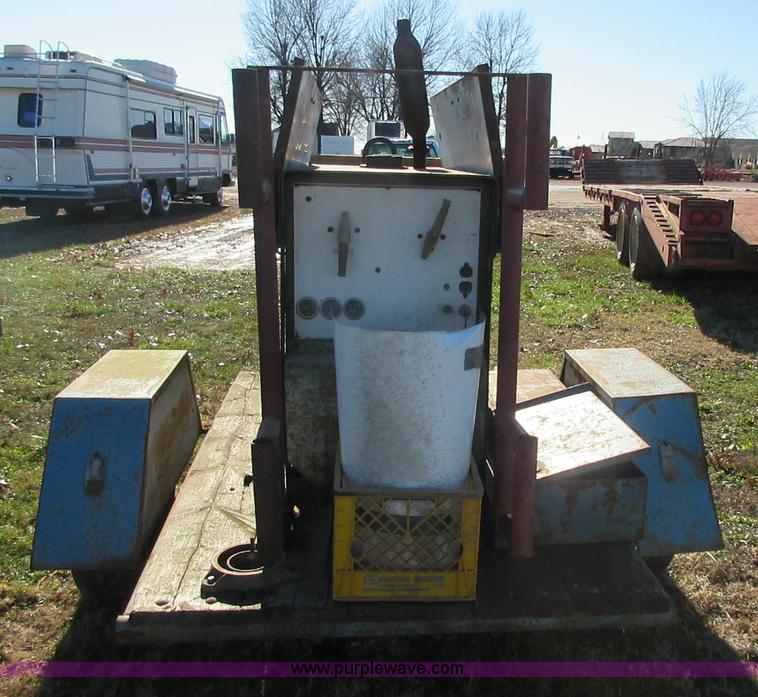 image for item BB9003 Miller Big 40 welder/generator