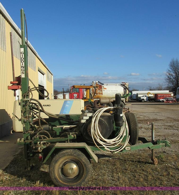 image for item BD9244 Giddings core drill