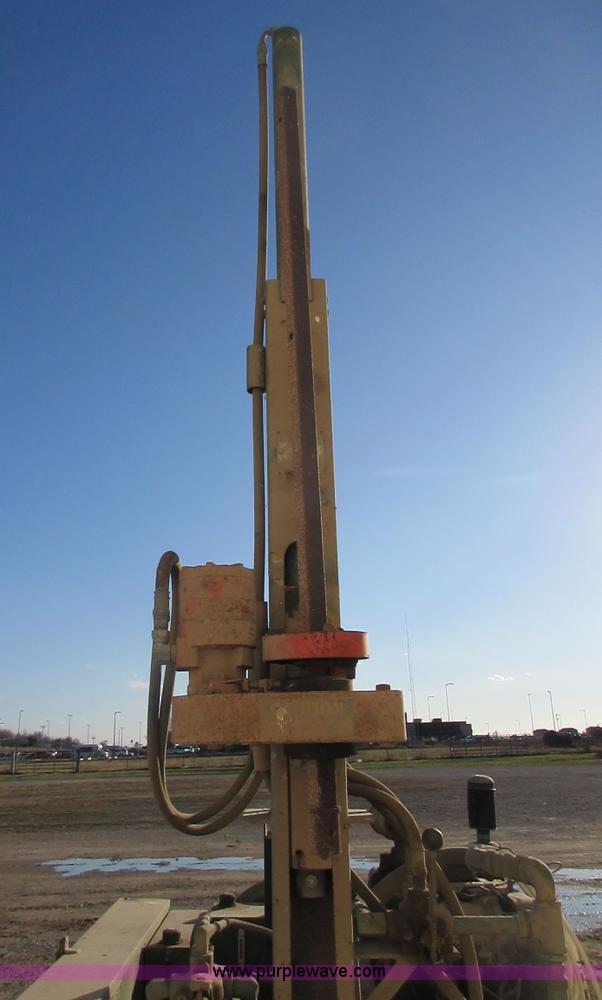 image for item BD9244 Giddings core drill