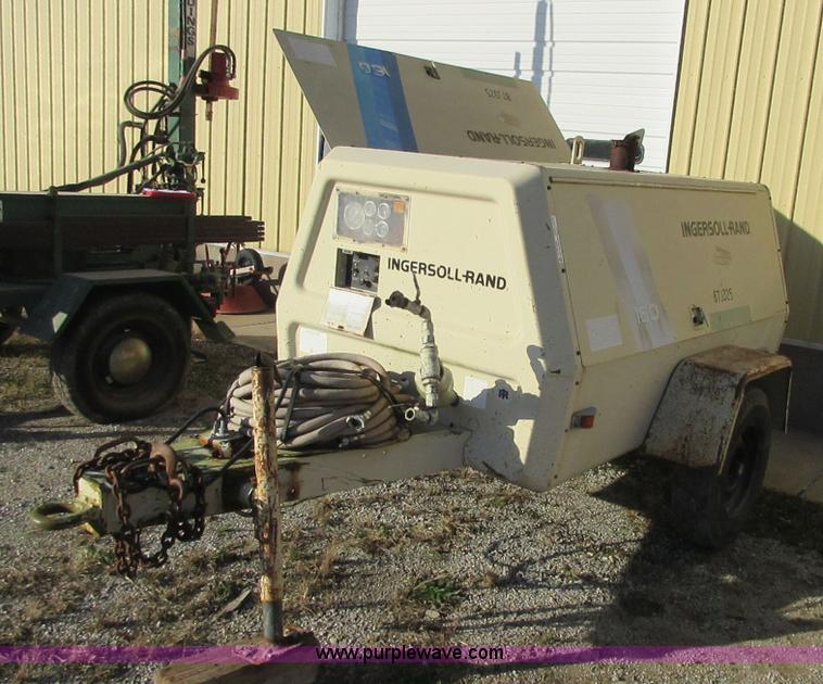 image for item BD9245 Ingersoll Rand 160 air compressor