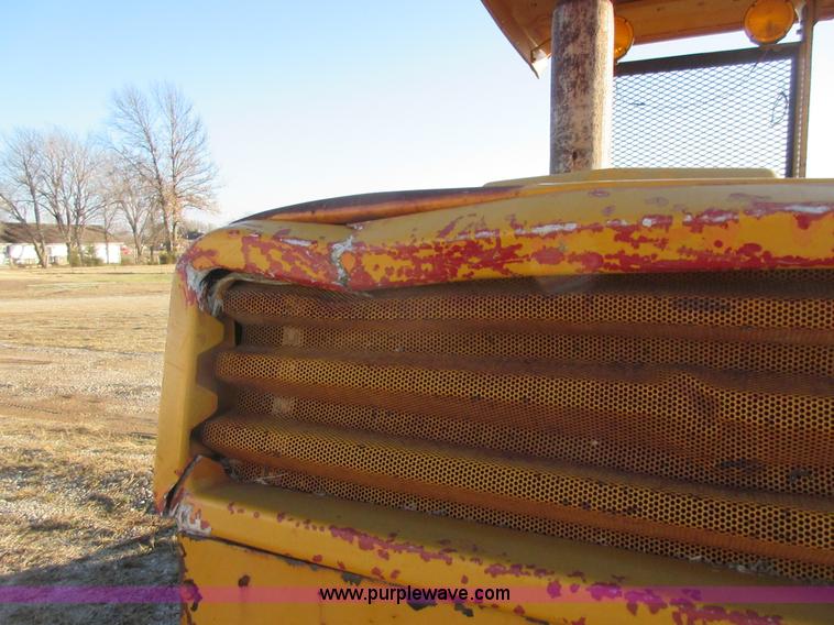 image for item BD9246 Case IH 585 tractor