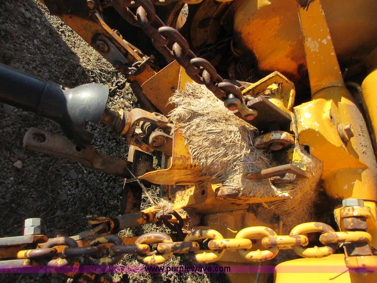 image for item BD9246 Case IH 585 tractor