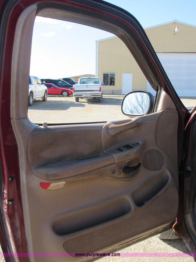 image for item BD9249 1997 Ford F150 SuperCab pickup truck