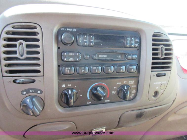 image for item BD9249 1997 Ford F150 SuperCab pickup truck