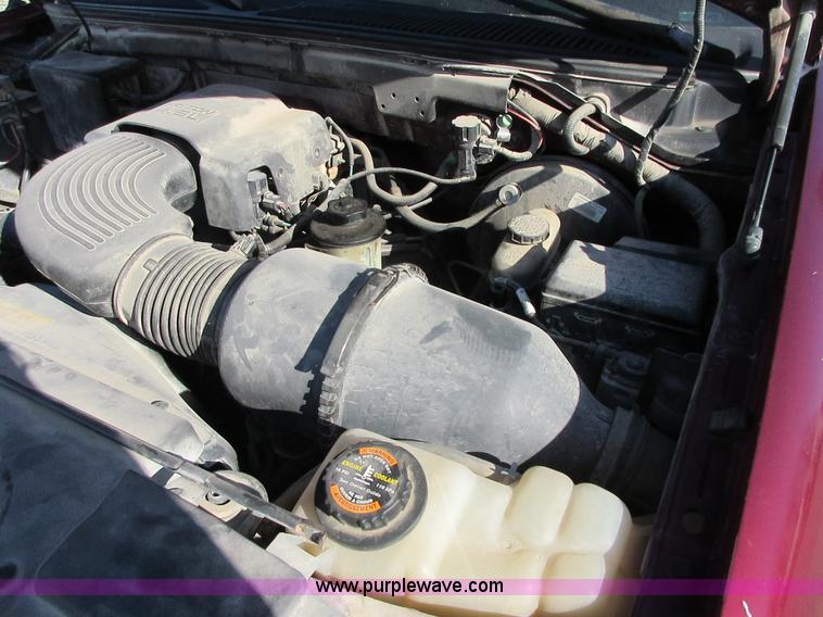 image for item BD9249 1997 Ford F150 SuperCab pickup truck